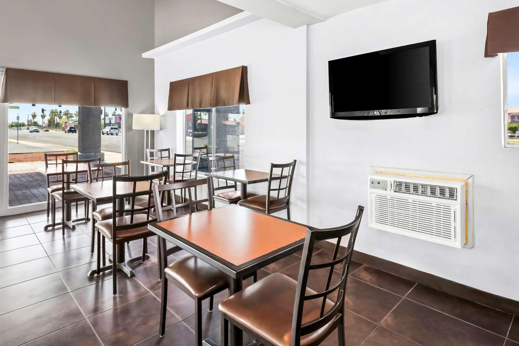 Surestay Hotel By Best Western Blythe Esterno foto