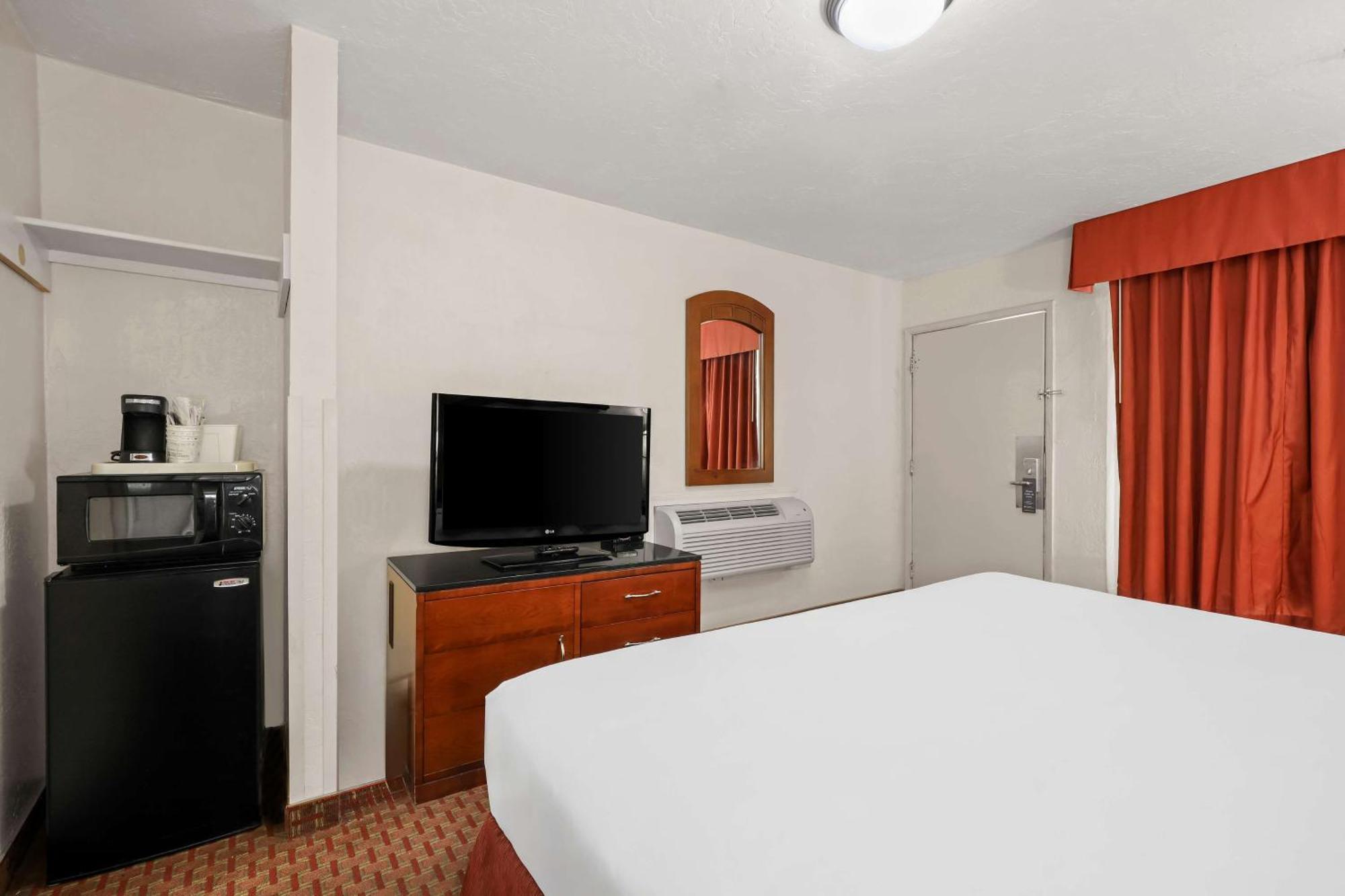 Surestay Hotel By Best Western Blythe Esterno foto