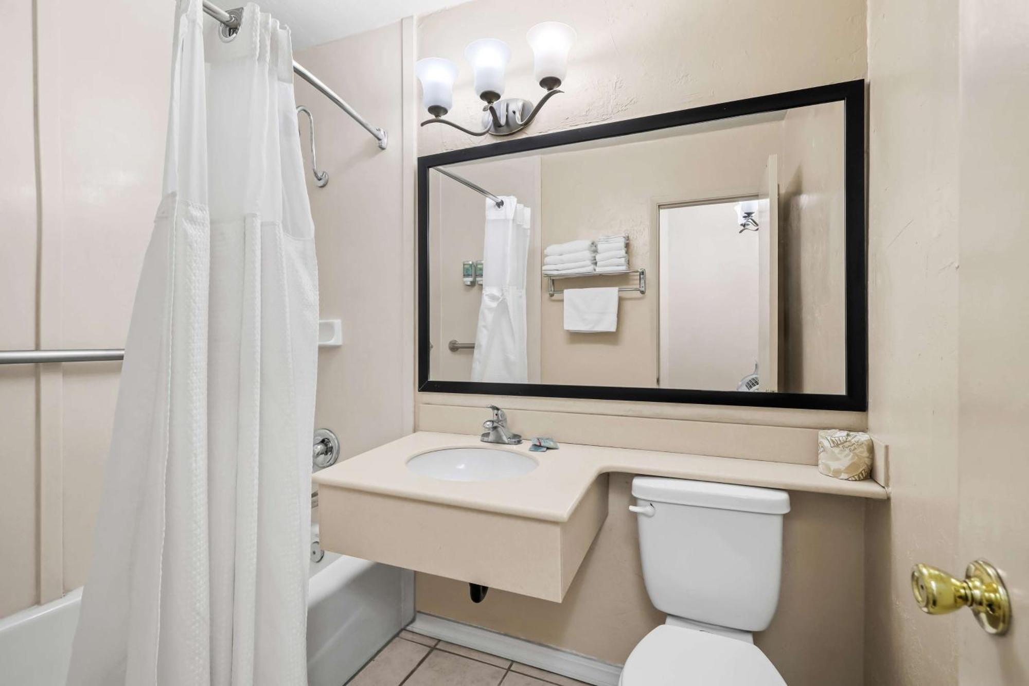 Surestay Hotel By Best Western Blythe Esterno foto