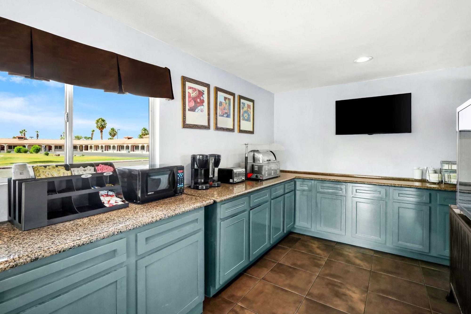 Surestay Hotel By Best Western Blythe Esterno foto
