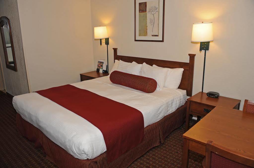 Surestay Hotel By Best Western Blythe Esterno foto
